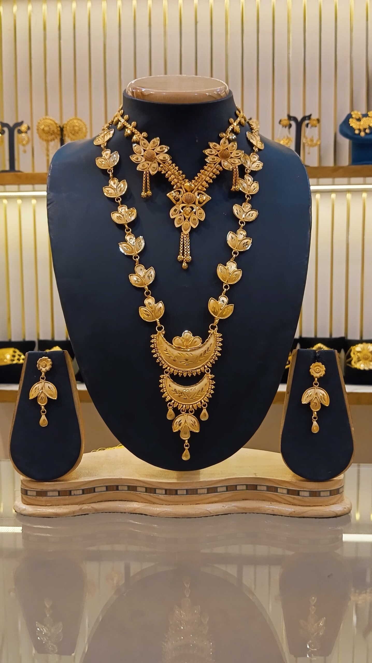 Crescent Moon (Chandbali) Motif 24k Gold-Plated Festive Jewelry Set