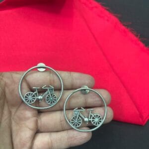 CYCLE CHARM