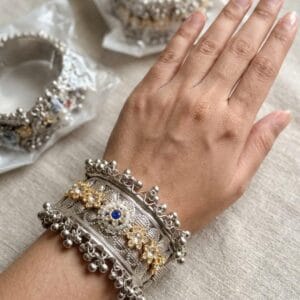 OXIDIZED BANGLE